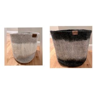 Set of two wool baskets